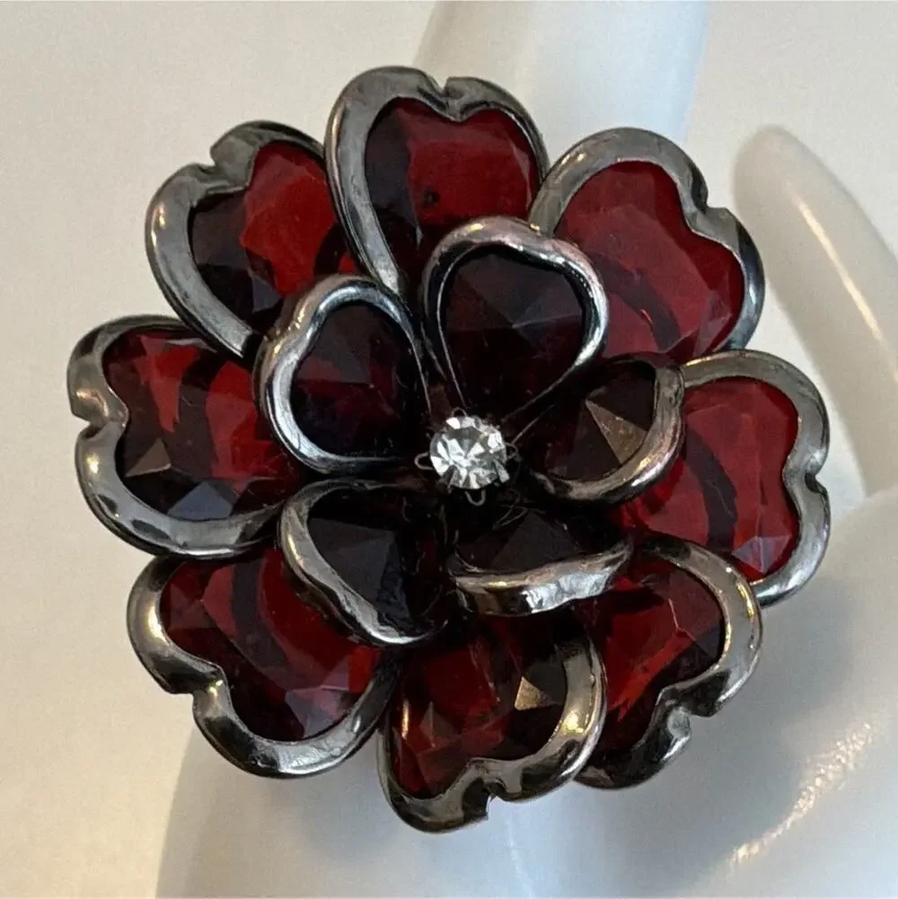 Vintage Silver Tone Red Flower Cocktail Ring Wide Band Clear Center Stone Size 8